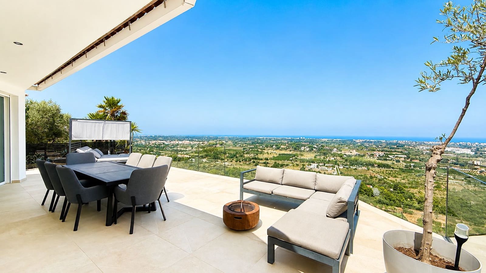 4 soveværelse Villa til salg i Denia med swimmingpool garage - € 1.499.000 (Ref: 10004481)