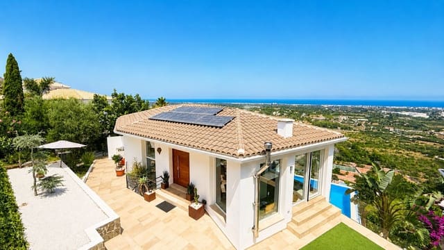 4 soveværelse Villa til salg i La Pedrera - Vessanes, Dénia med swimmingpool garage - € 1.499.000 (Ref: 10004481)