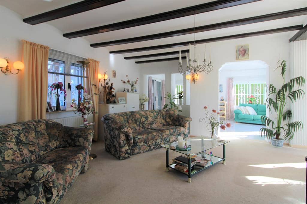 4 bedroom Villa for sale in Denia with pool garage - € 595,000 (Ref: 6810344)