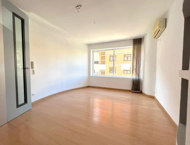 5 makuuhuone Kaupallinen vuokrattavana paikassa Centro Urbano, Dénia - 800 € (Ref: 6810353)