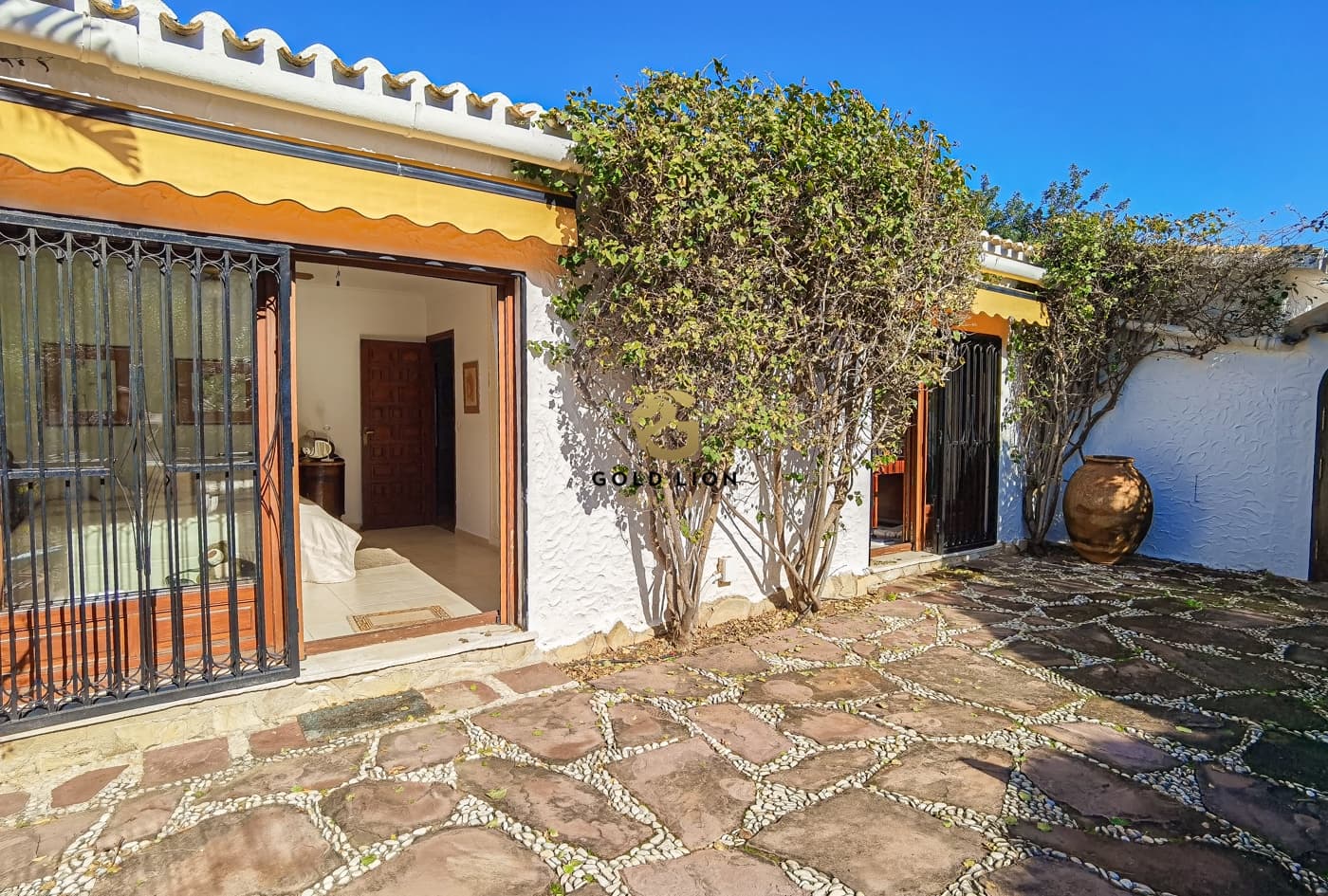 5 soveværelse Villa til salg i Denia med swimmingpool garage - € 990.000 (Ref: 7405358)