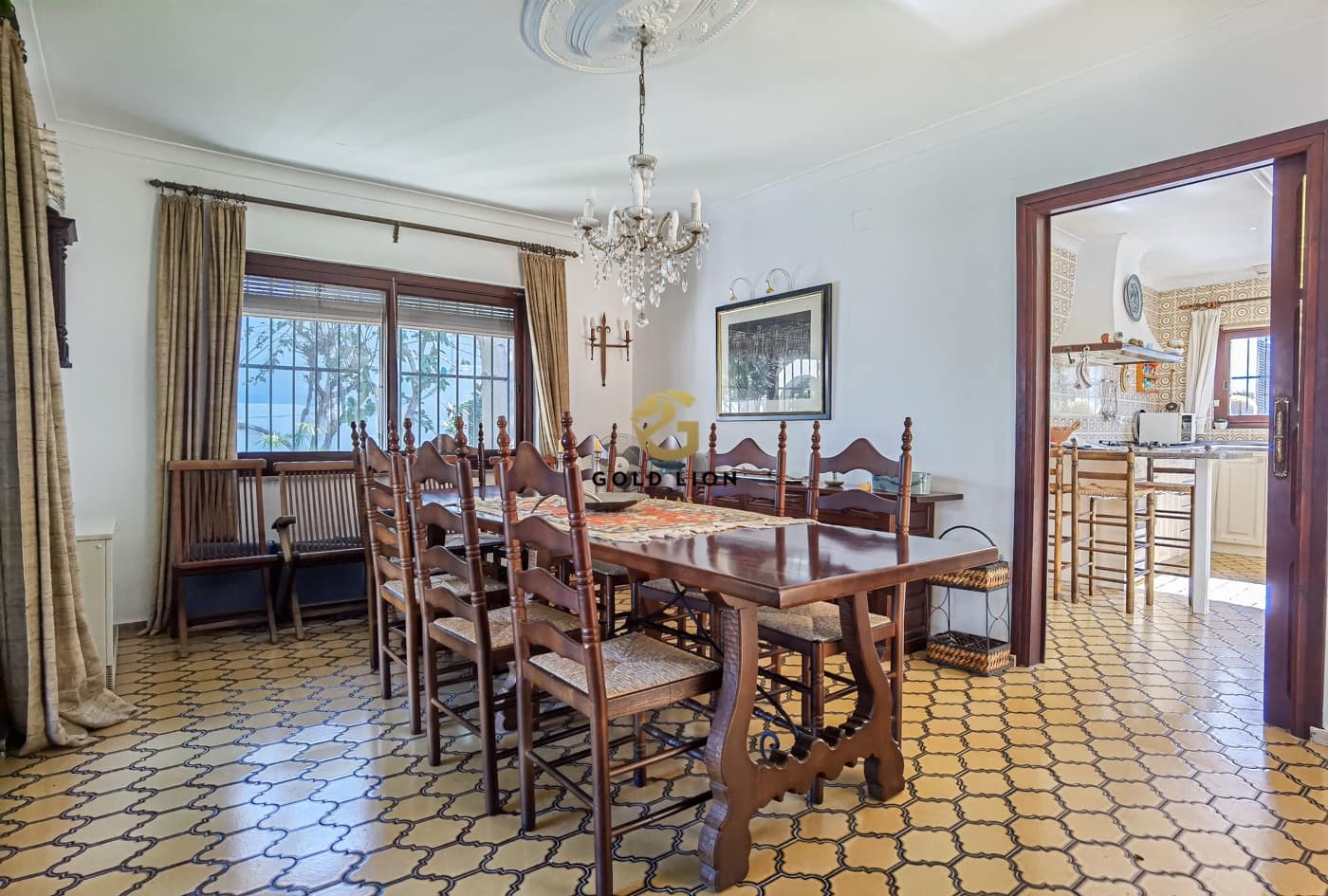 5 soveværelse Villa til salg i Denia med swimmingpool garage - € 990.000 (Ref: 7405358)