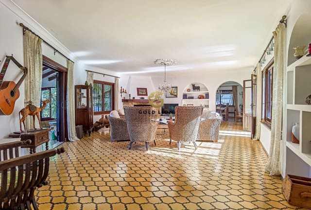 5 sypialnia Willa na sprzedaż w El Montgó, Dénia z basenem garażem - 990 000 € (Ref: 7405358)