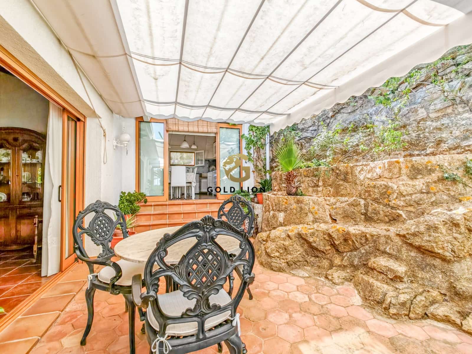 7 bedroom Villa for sale in Denia with pool garage - € 1,650,000 (Ref: 8481405)