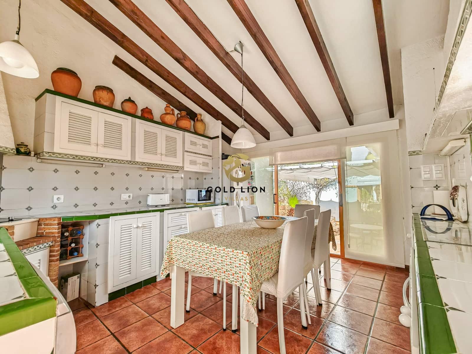 7 bedroom Villa for sale in Denia with pool garage - € 1,650,000 (Ref: 8481405)