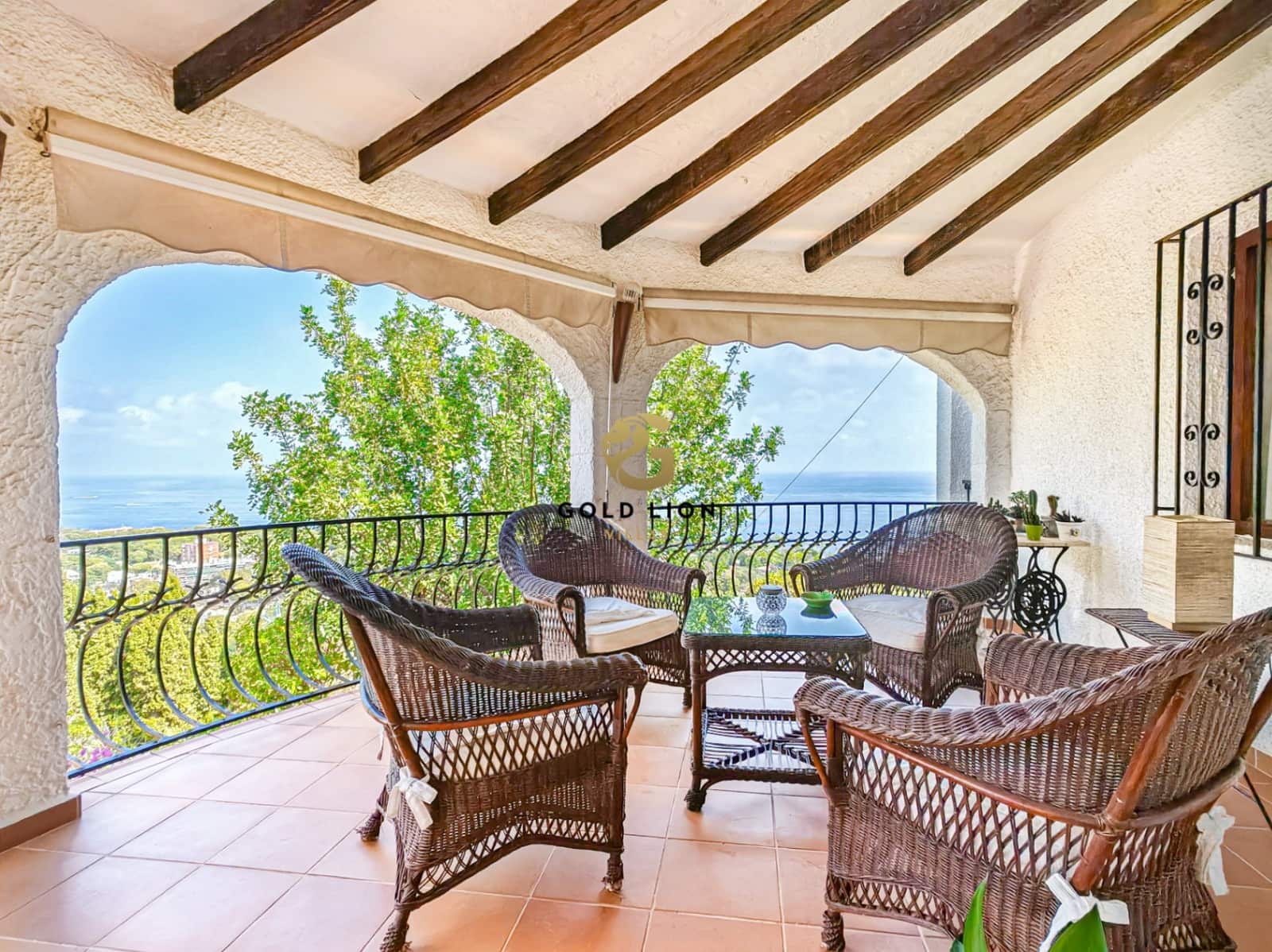 7 bedroom Villa for sale in Denia with pool garage - € 1,650,000 (Ref: 8481405)