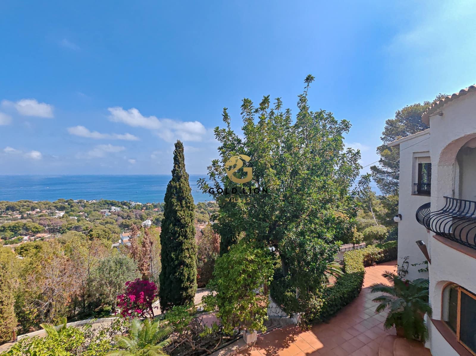 7 bedroom Villa for sale in Denia with pool garage - € 1,650,000 (Ref: 8481405)