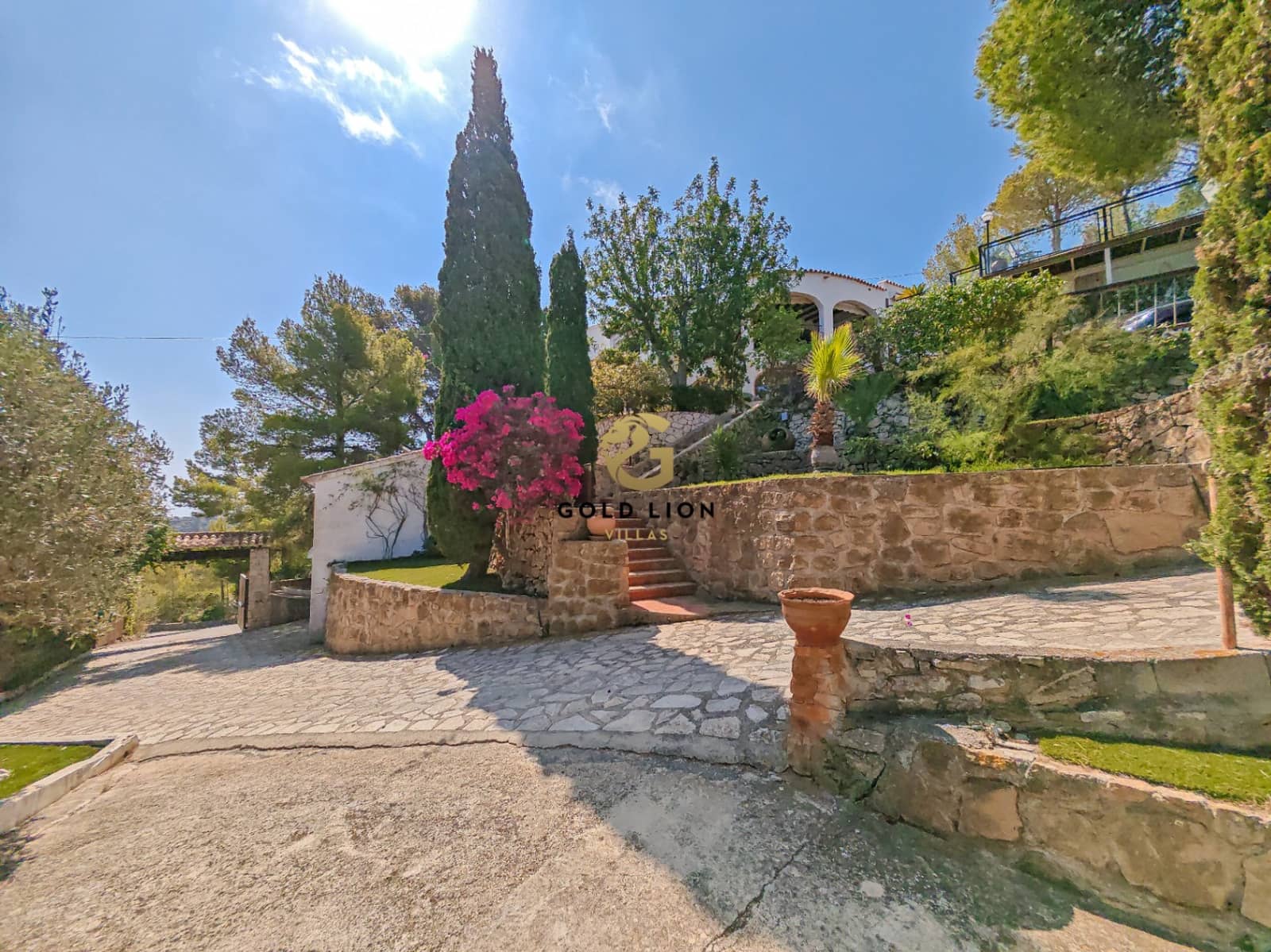 7 bedroom Villa for sale in Denia with pool garage - € 1,650,000 (Ref: 8481405)