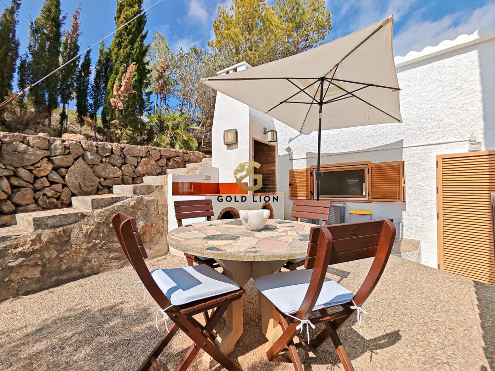 7 bedroom Villa for sale in Denia with pool garage - € 1,650,000 (Ref: 8481405)