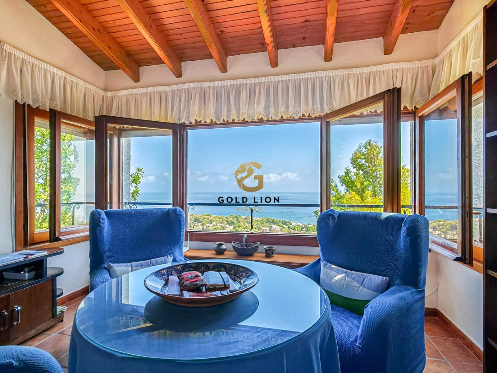 7 bedroom Villa for sale in Denia with pool garage - € 1,650,000 (Ref: 8481405)