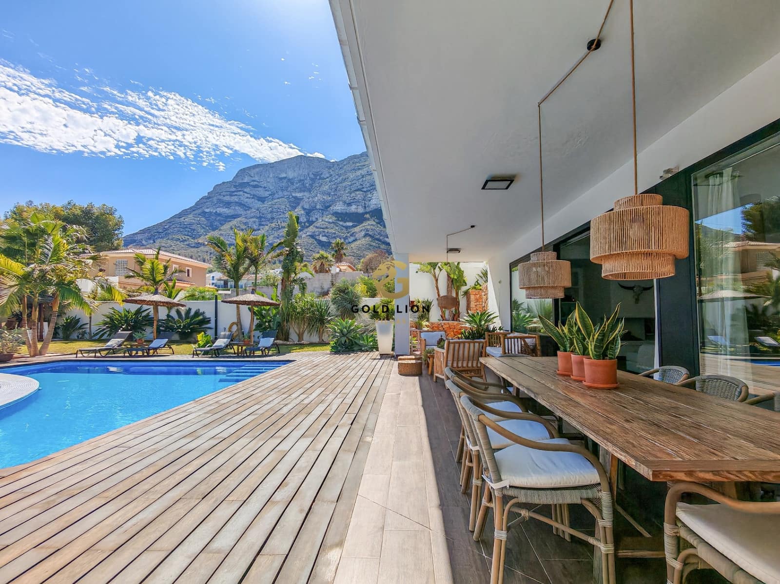 4 soveværelse Villa til salg i Denia med swimmingpool garage - € 1.370.000 (Ref: 8559006)