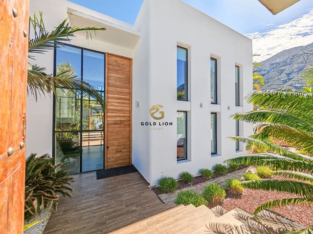 4 bedroom Villa for sale in El Montgó, Dénia with pool garage - € 1,370,000 (Ref: 8559006)