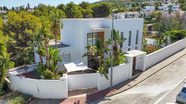 4 bedroom Villa for sale in El Montgó, Dénia with pool garage - € 1,370,000 (Ref: 8559006)