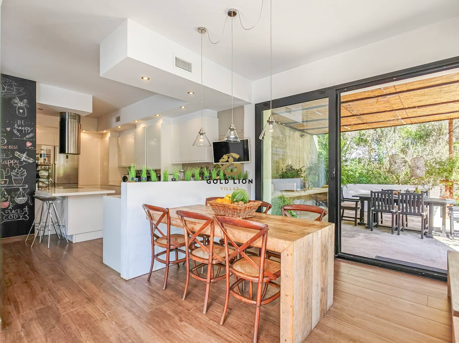 4 soveværelse Villa til salg i Denia med swimmingpool garage - € 1.370.000 (Ref: 8559006)