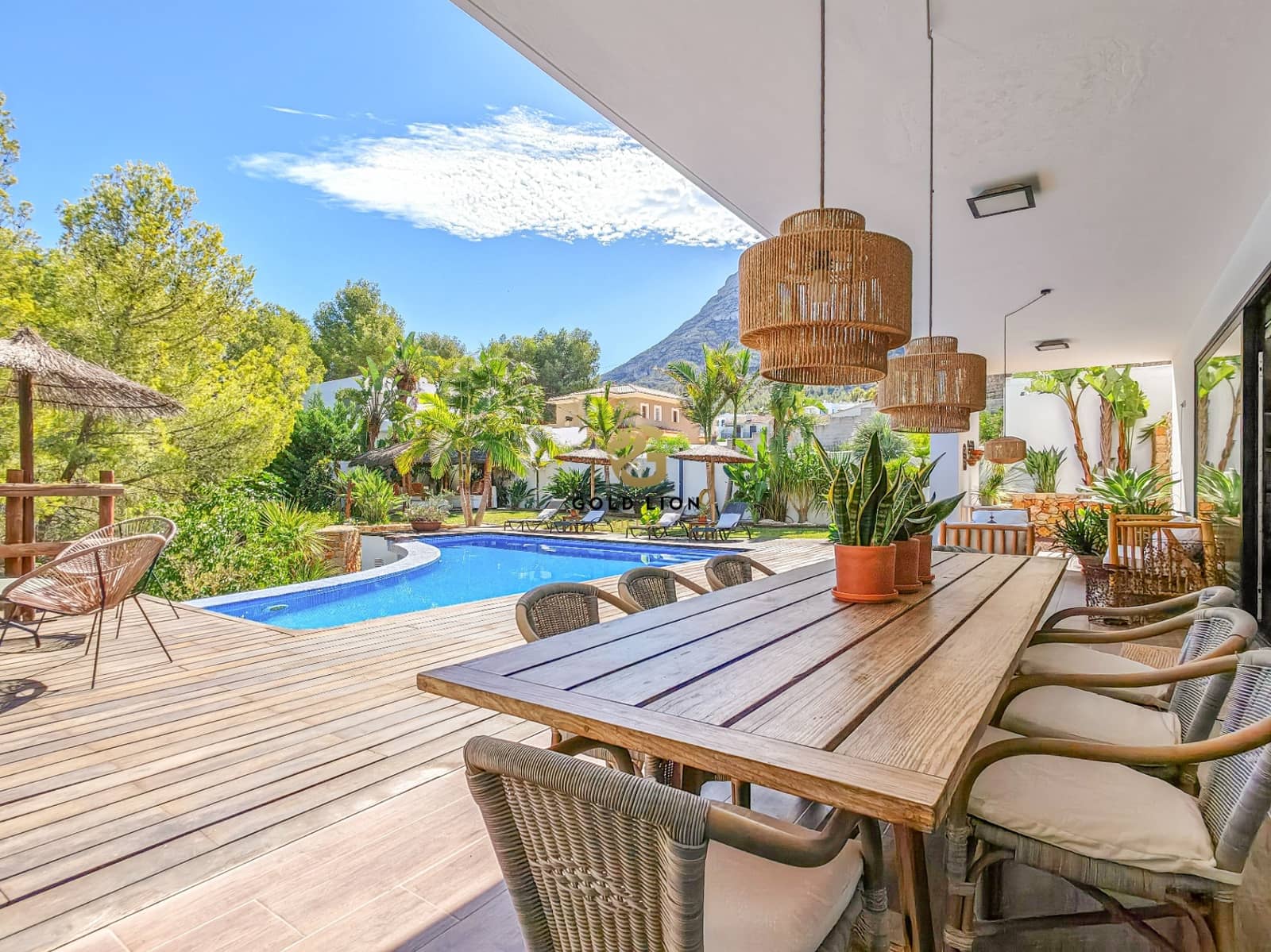 4 soveværelse Villa til salg i Denia med swimmingpool garage - € 1.370.000 (Ref: 8559006)