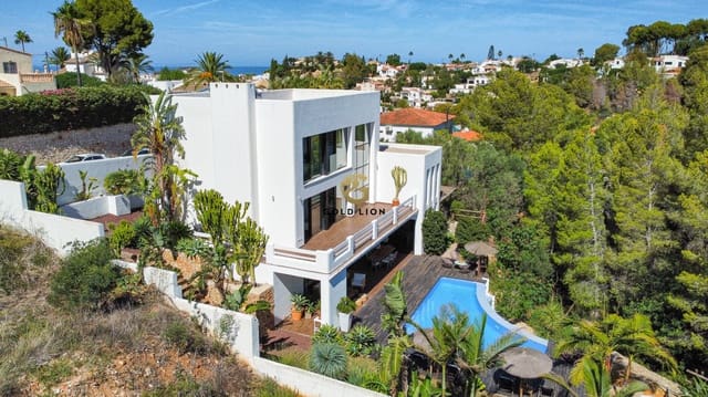 4 bedroom Villa for sale in El Montgó, Dénia with pool garage - € 1,370,000 (Ref: 8559006)