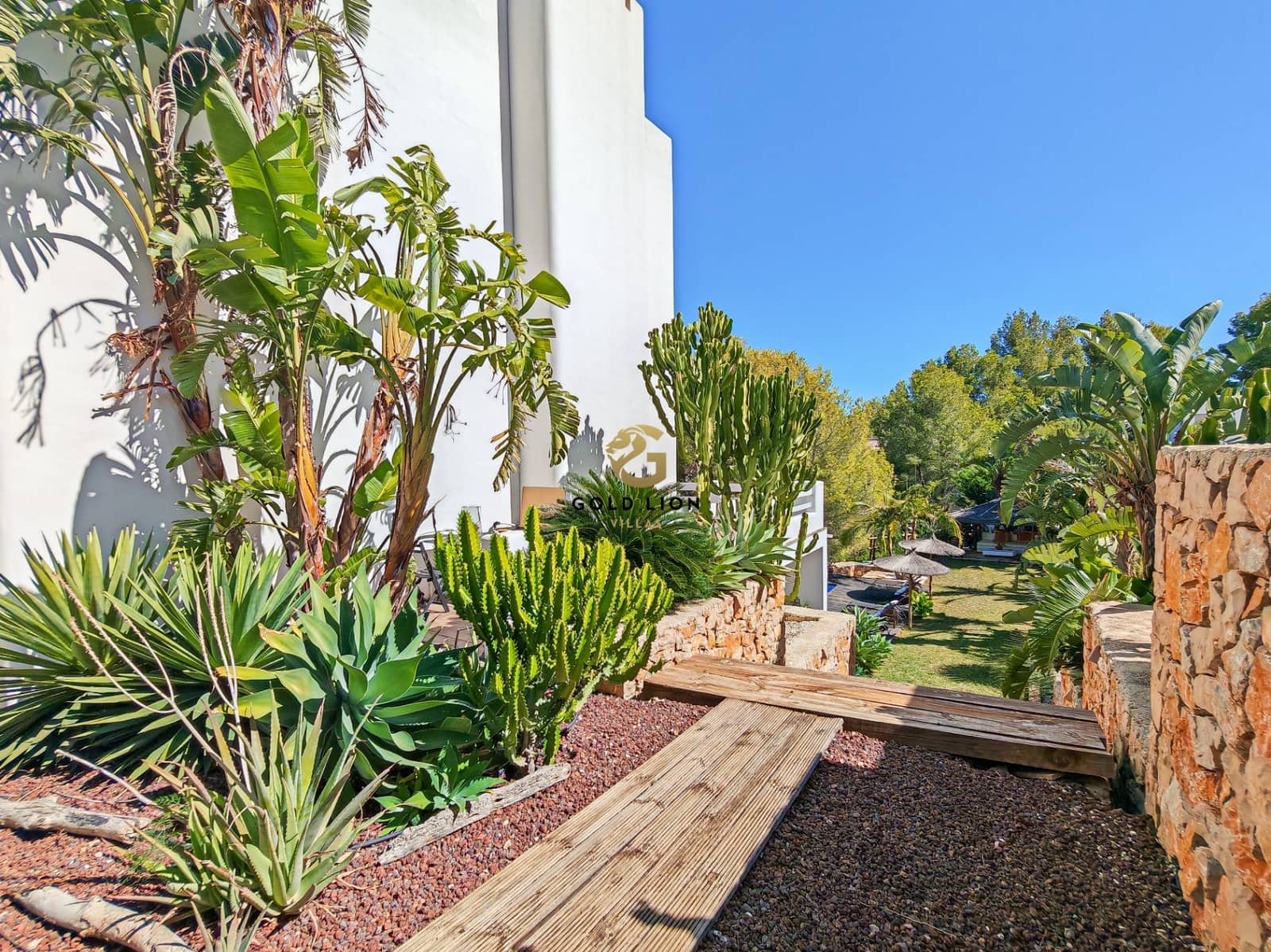 4 soveværelse Villa til salg i Denia med swimmingpool garage - € 1.370.000 (Ref: 8559006)