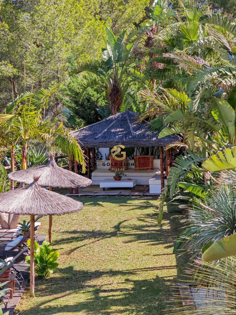 4 soveværelse Villa til salg i Denia med swimmingpool garage - € 1.370.000 (Ref: 8559006)