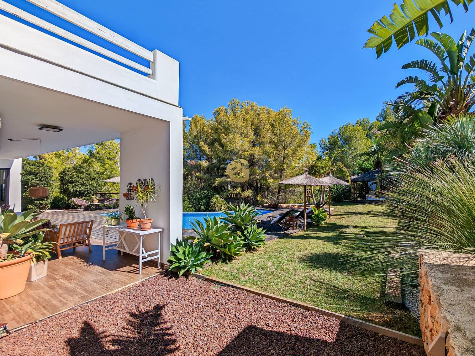 4 soveværelse Villa til salg i Denia med swimmingpool garage - € 1.370.000 (Ref: 8559006)