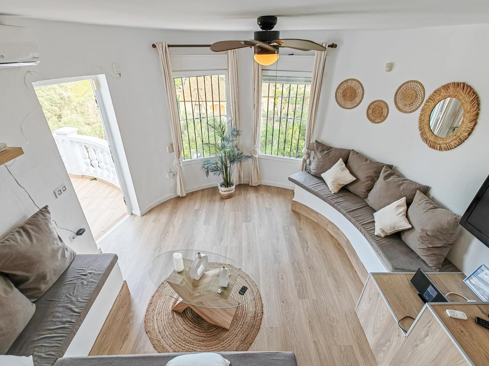 4 Zimmer Villa zu verkaufen in Denia mit Pool Garage - 580.000 € (Ref: 8573293)