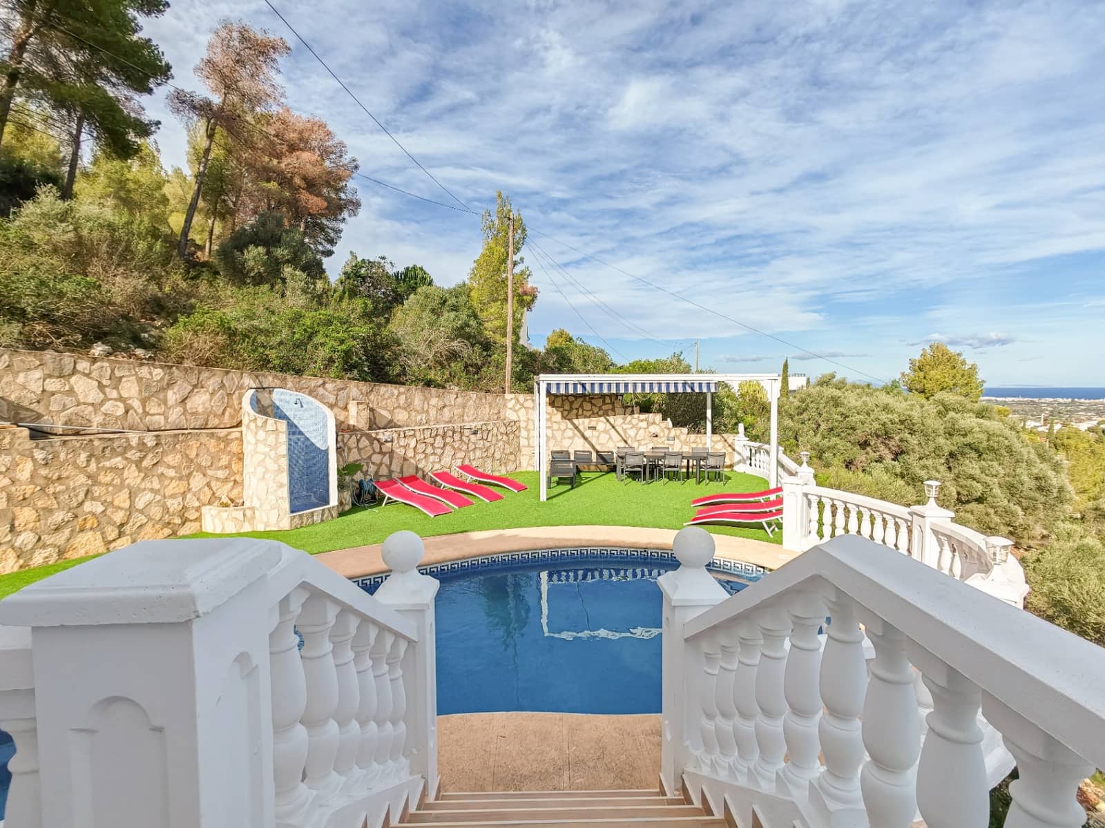 4 Zimmer Villa zu verkaufen in Denia mit Pool Garage - 580.000 € (Ref: 8573293)