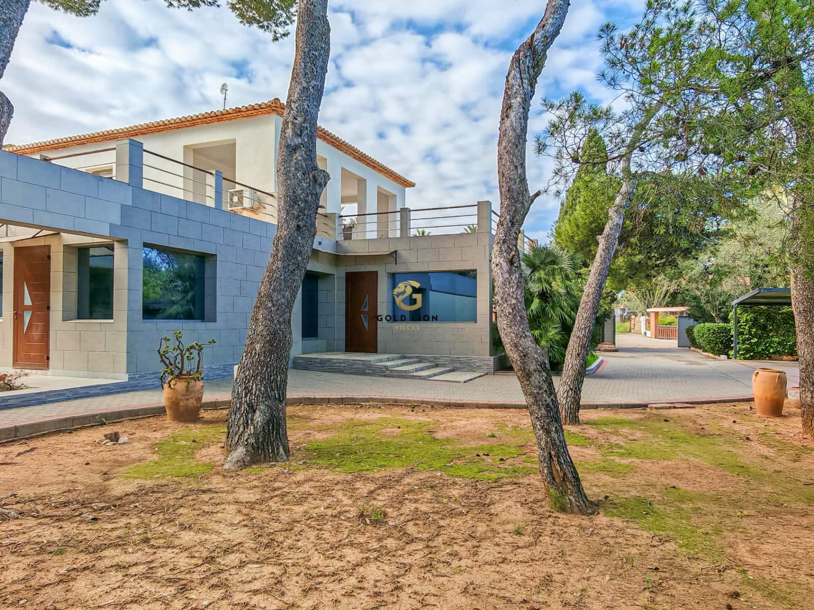 6 soverom Villa til salgs i Denia med garasje - € 1 850 000 (Ref: 8700653)