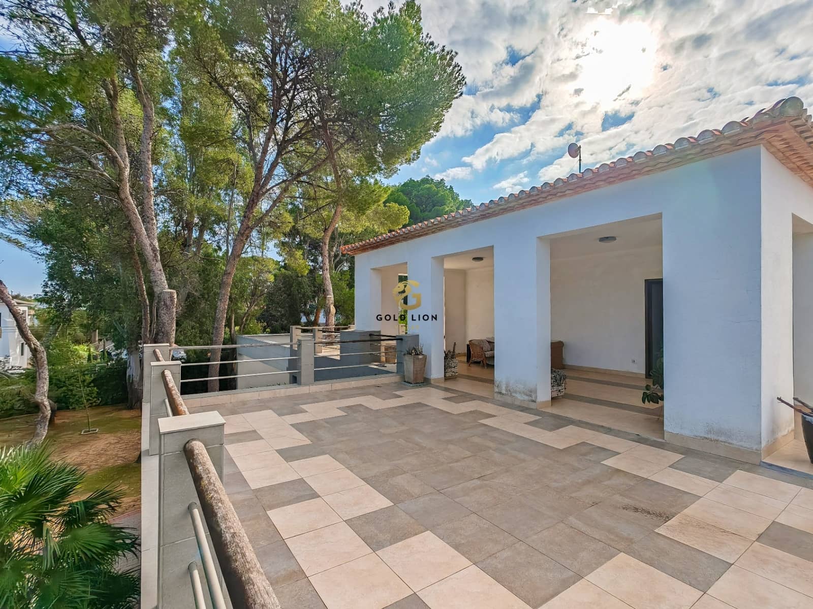 6 soverom Villa til salgs i Denia med garasje - € 1 850 000 (Ref: 8700653)