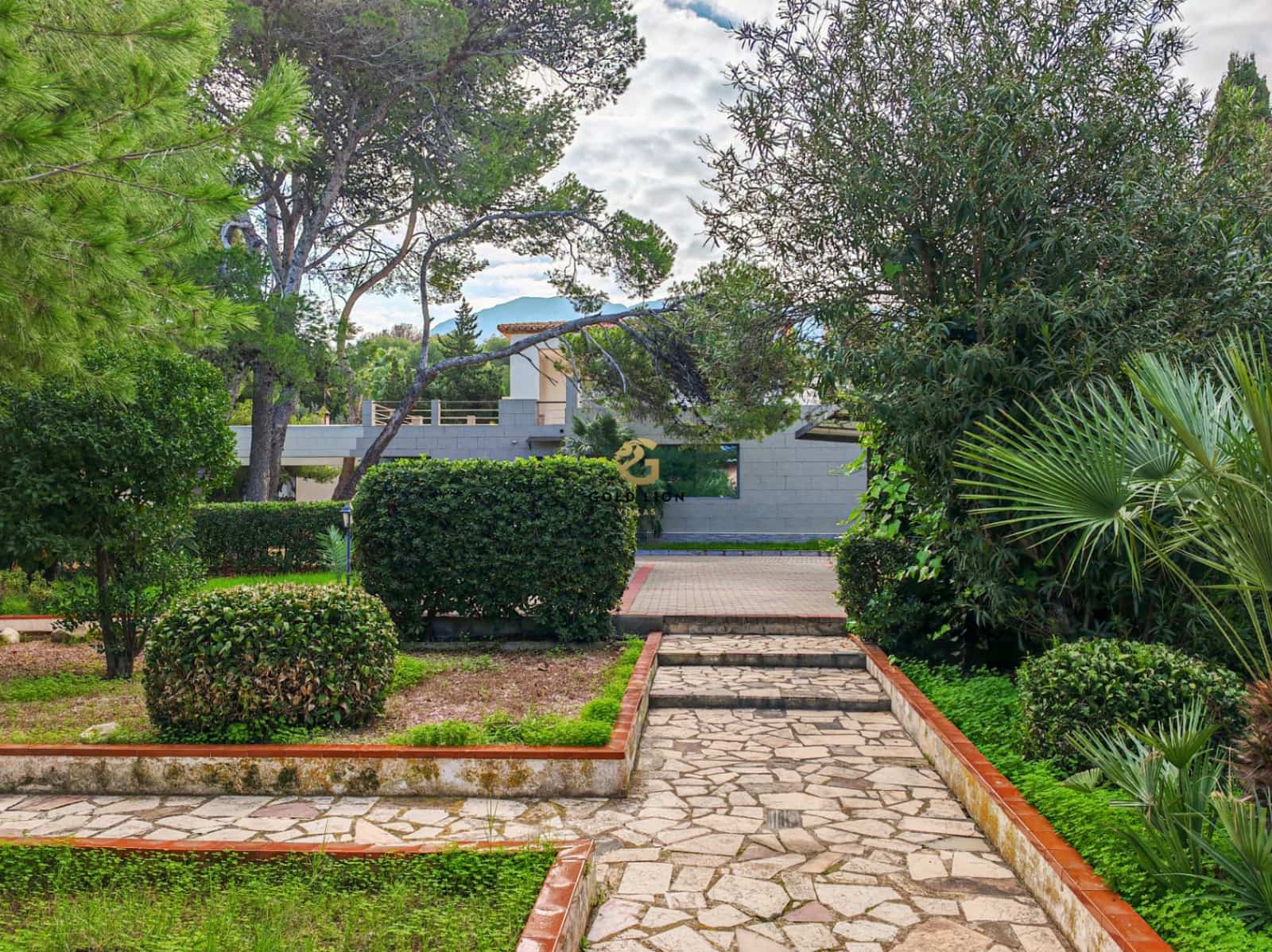 6 soverom Villa til salgs i Denia med garasje - € 1 850 000 (Ref: 8700653)