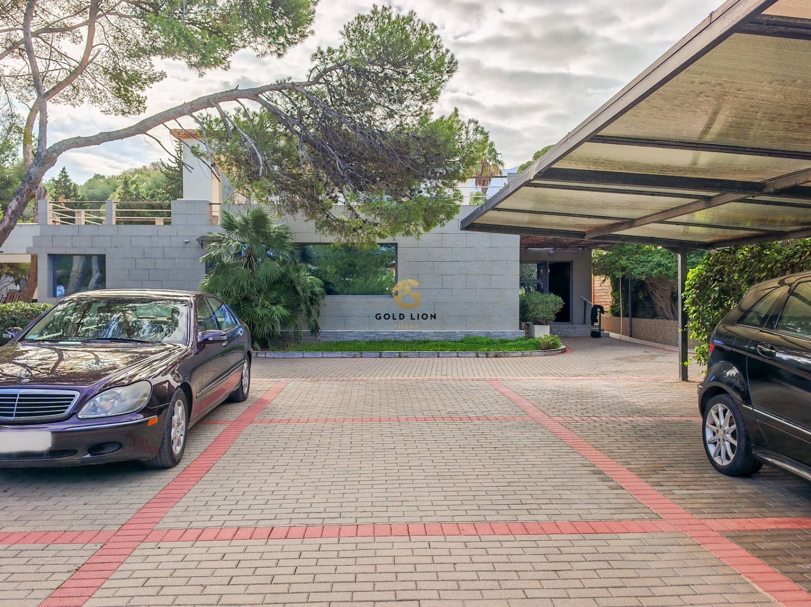 6 soverom Villa til salgs i Denia med garasje - € 1 850 000 (Ref: 8700653)