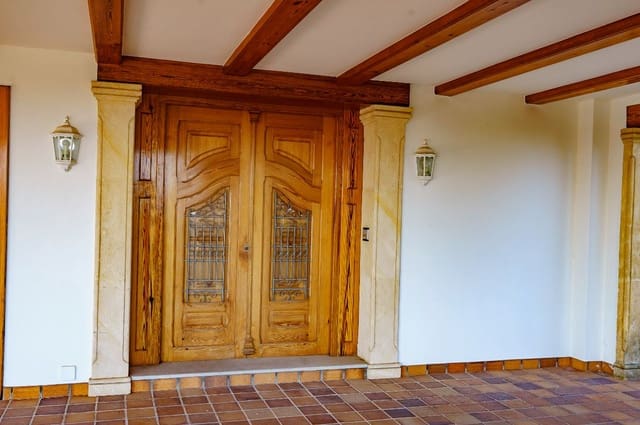 6 Zimmer Villa zu verkaufen in Dénia - 1.450.000 € (Ref: 8910145)