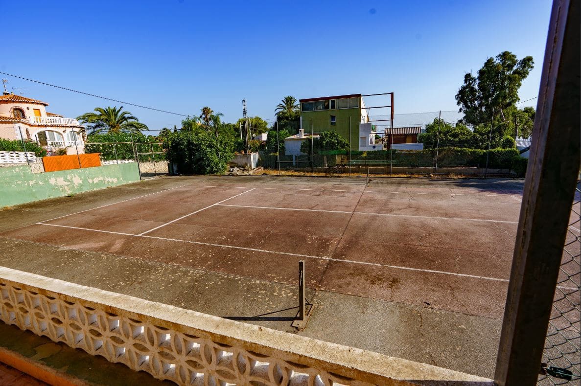 6 Zimmer Villa zu verkaufen in Denia - 1.450.000 € (Ref: 8910145)