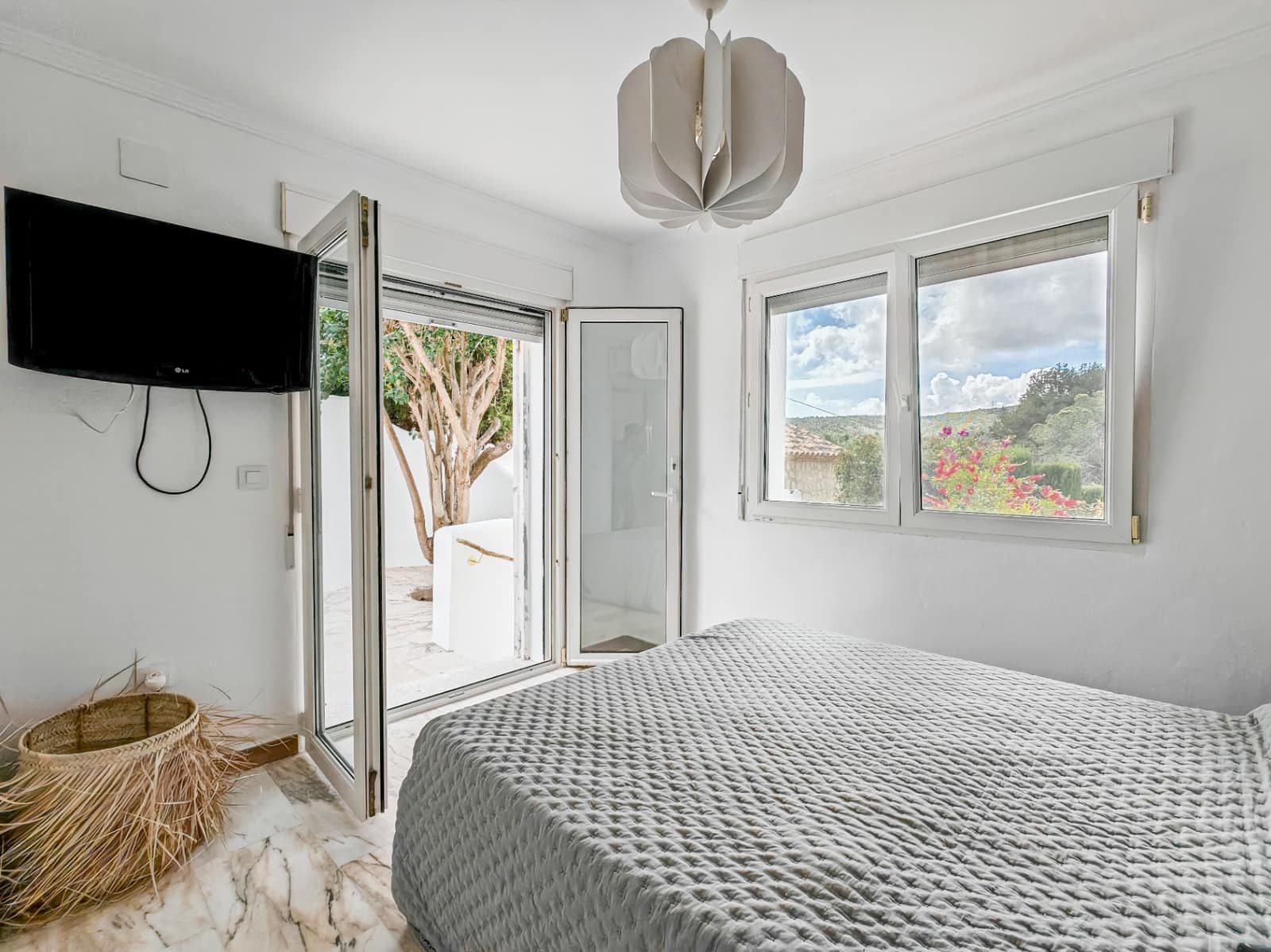 5 quarto Moradia para venda em Denia com piscina garagem - 725 000 € (Ref: 8969743)