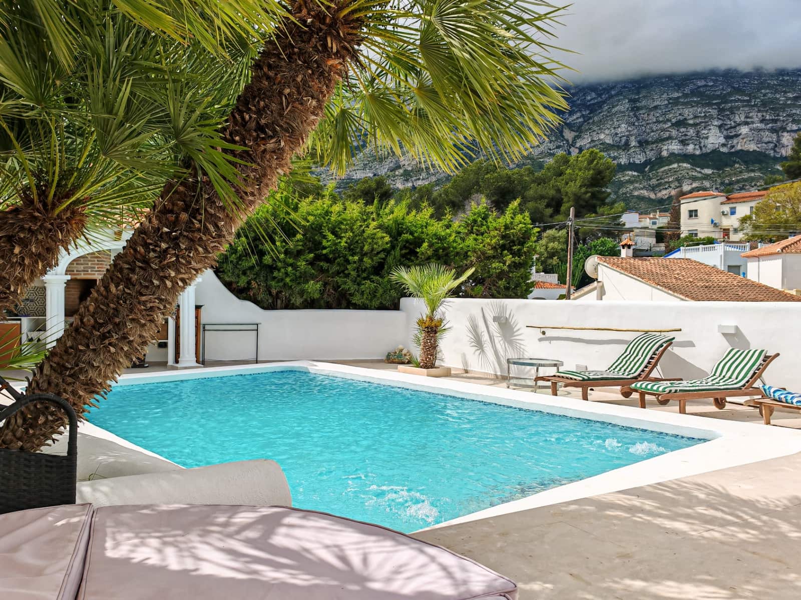 5 quarto Moradia para venda em Denia com piscina garagem - 725 000 € (Ref: 8969743)