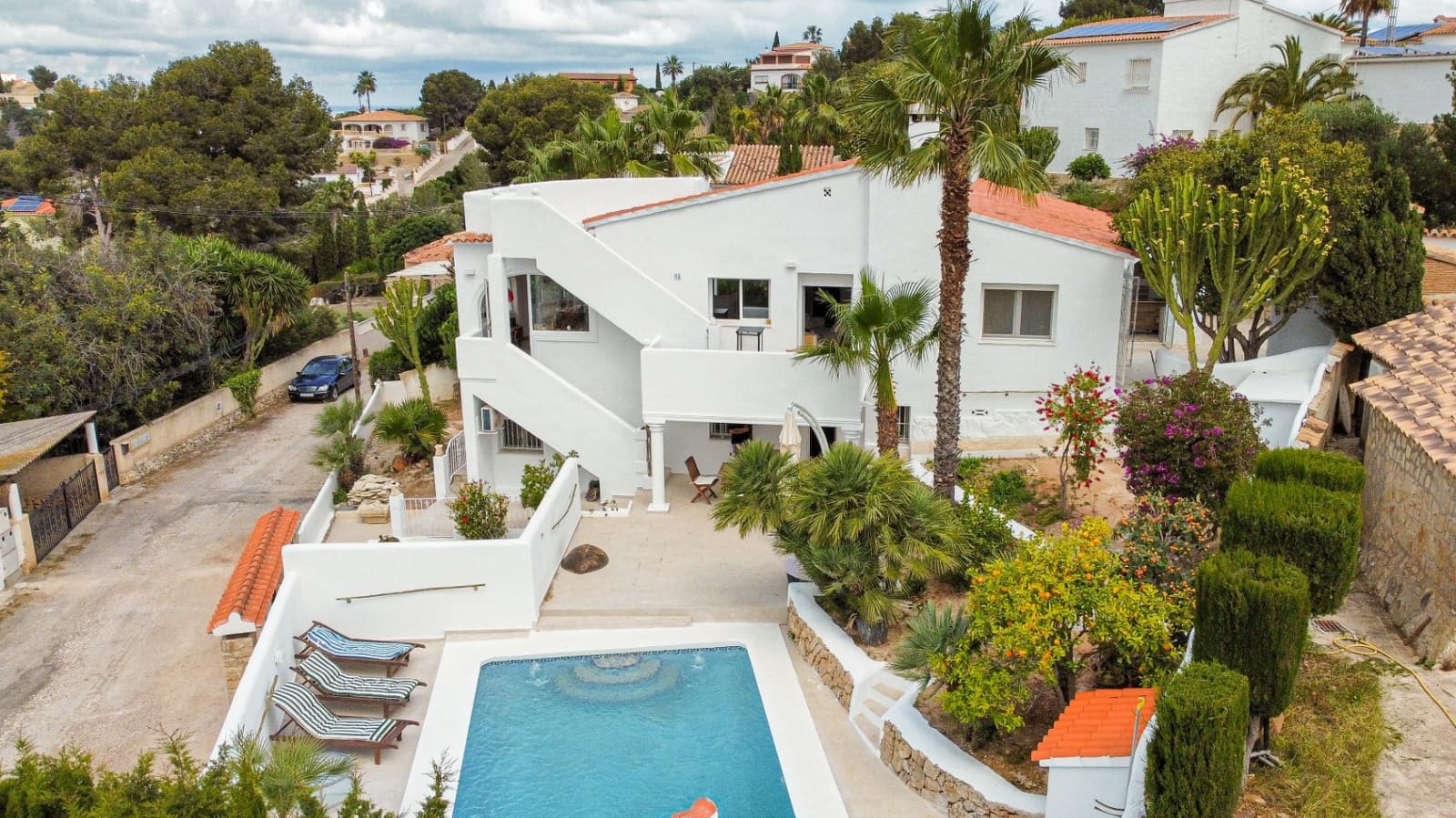 5 quarto Moradia para venda em Denia com piscina garagem - 725 000 € (Ref: 8969743)