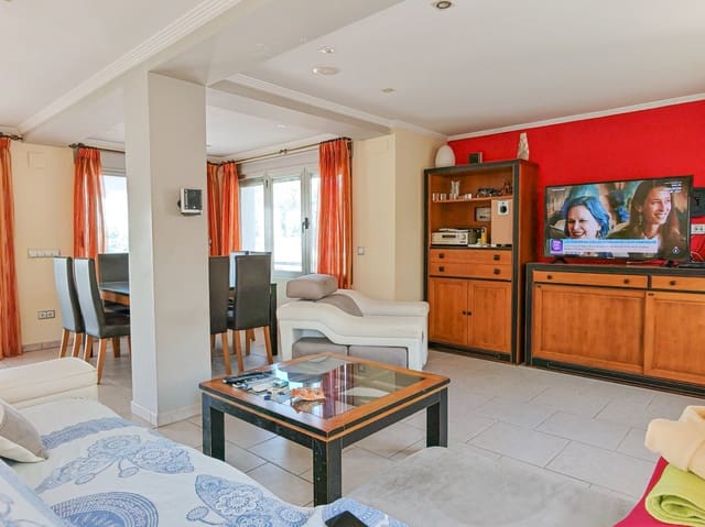 4 soveværelse Villa til salg i La Pedrera - Vessanes, Dénia med swimmingpool garage - € 650.000 (Ref: 9030789)