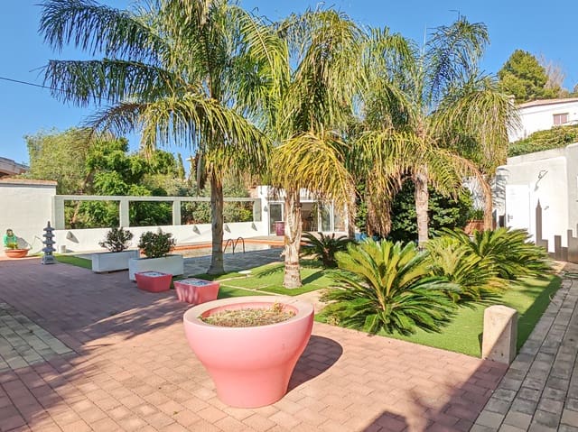 4 soveværelse Villa til salg i La Pedrera - Vessanes, Dénia med swimmingpool garage - € 650.000 (Ref: 9030789)