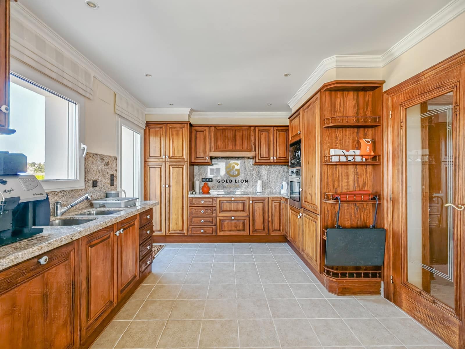 4 soveværelse Villa til salg i Denia med swimmingpool garage - € 1.090.000 (Ref: 9084753)