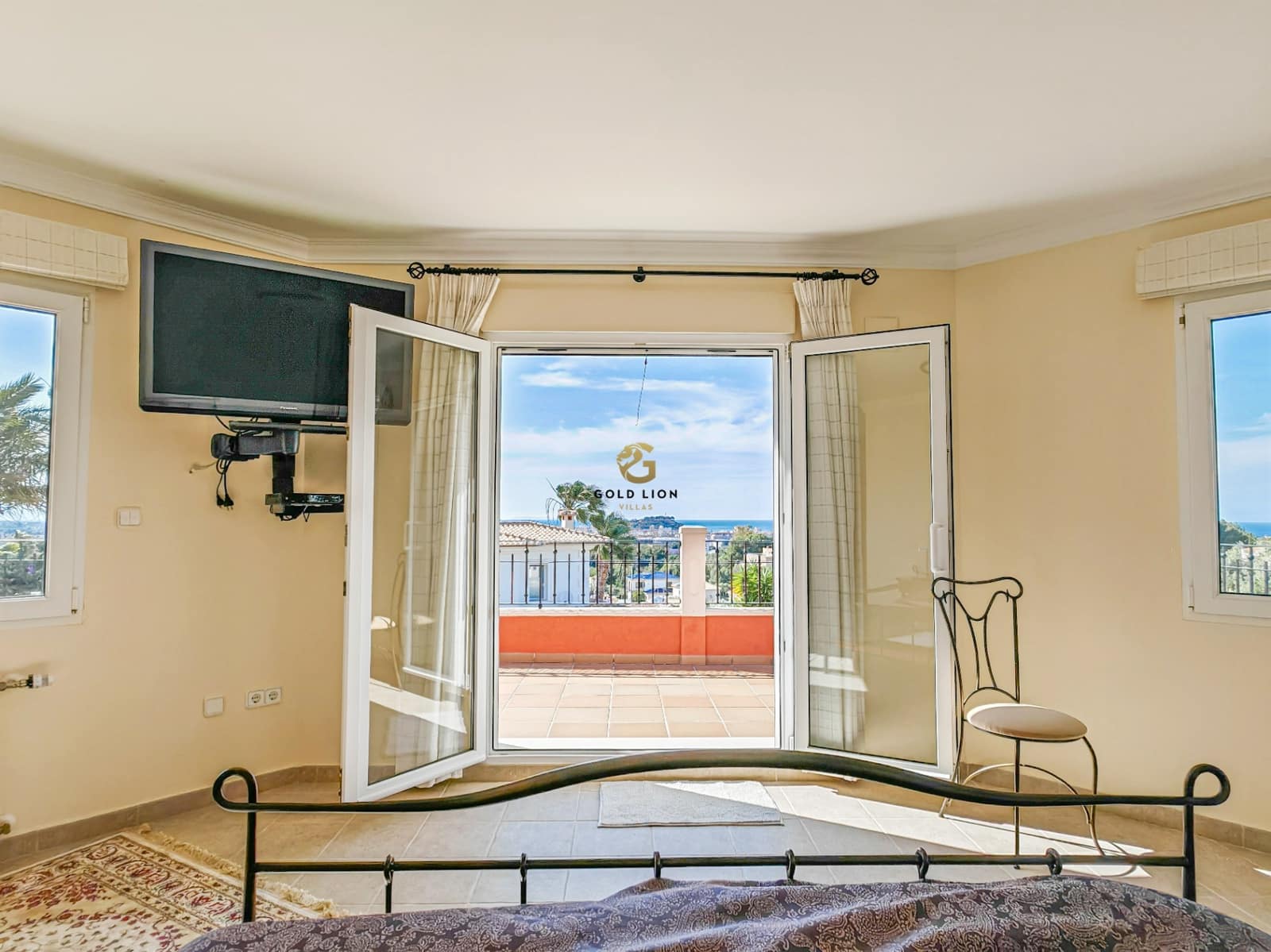 4 soveværelse Villa til salg i Denia med swimmingpool garage - € 1.090.000 (Ref: 9084753)