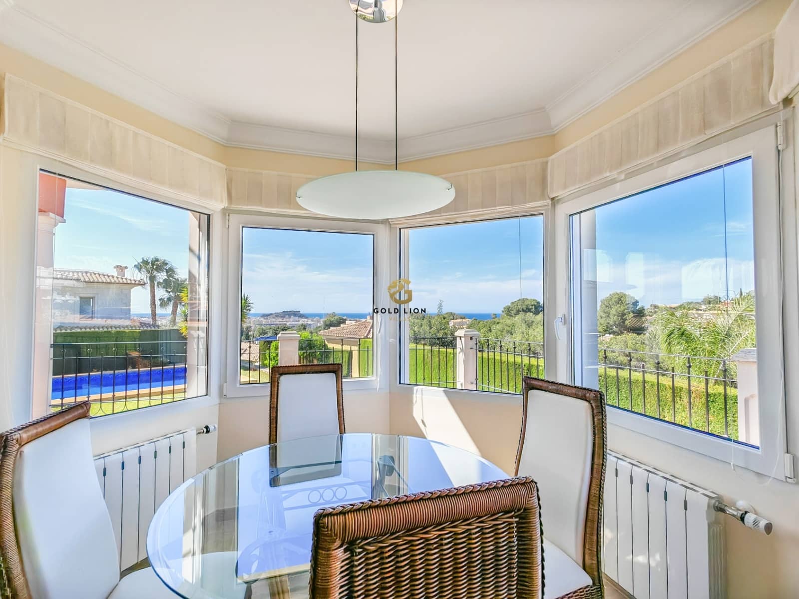 4 soveværelse Villa til salg i Denia med swimmingpool garage - € 1.090.000 (Ref: 9084753)