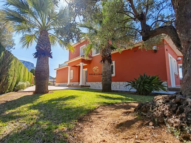 4 Zimmer Villa zu verkaufen in El Montgó, Dénia mit Pool Garage - 1.090.000 € (Ref: 9084753)