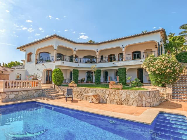 4 soverom Villa til salgs i El Montgó, Dénia med svømmebasseng garasje - € 985 000 (Ref: 9150911)