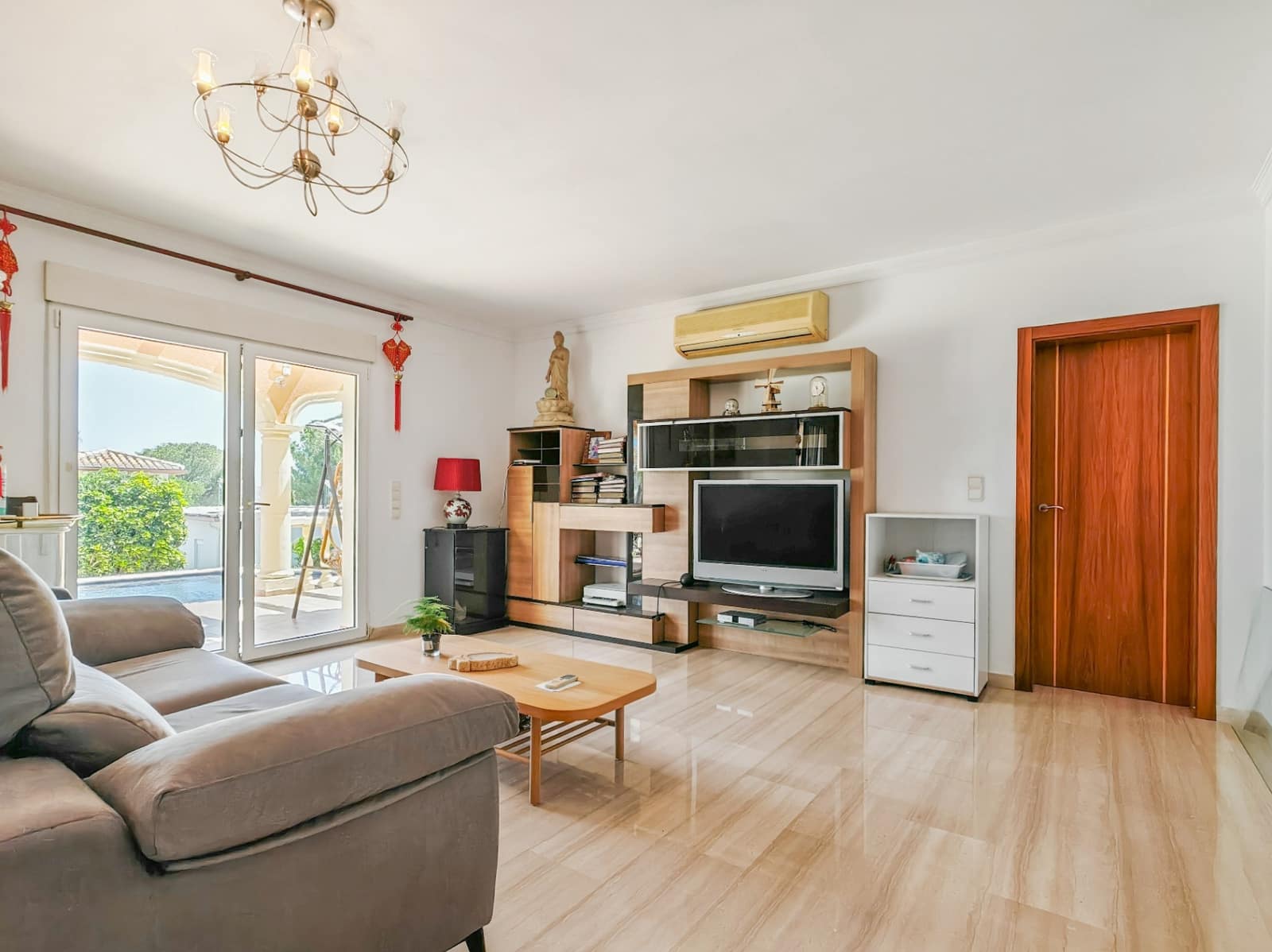 5 Zimmer Villa zu verkaufen in Denia mit Garage - 845.000 € (Ref: 9153388)