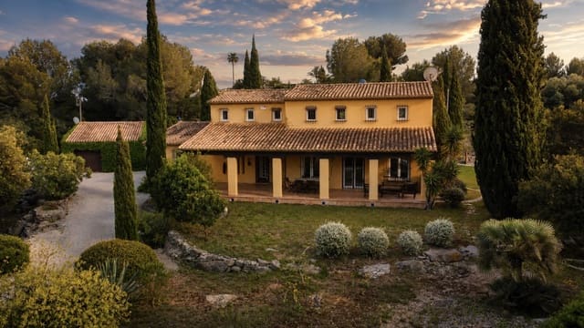3 soverom Villa til salgs i La Pedrera - Vessanes, Dénia med svømmebasseng garasje - € 995 000 (Ref: 9190274)