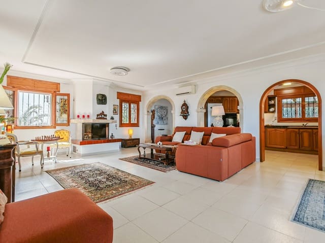 5 Zimmer Villa zu verkaufen in El Montgó, Dénia mit Pool Garage - 990.000 € (Ref: 9265094)