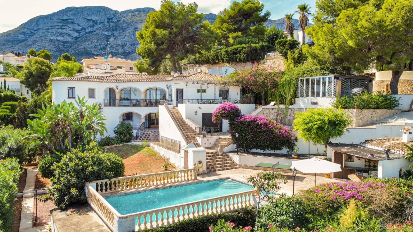 5 soveværelse Villa til salg i Denia med swimmingpool garage - € 990.000 (Ref: 9265094)