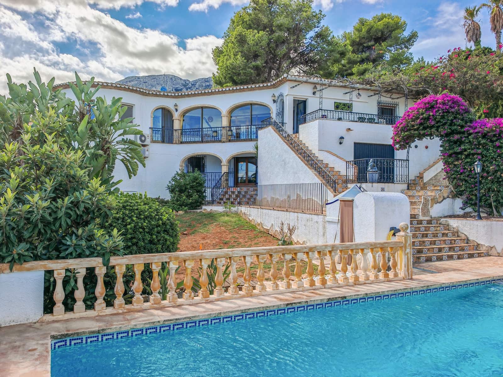 5 soveværelse Villa til salg i Denia med swimmingpool garage - € 990.000 (Ref: 9265094)