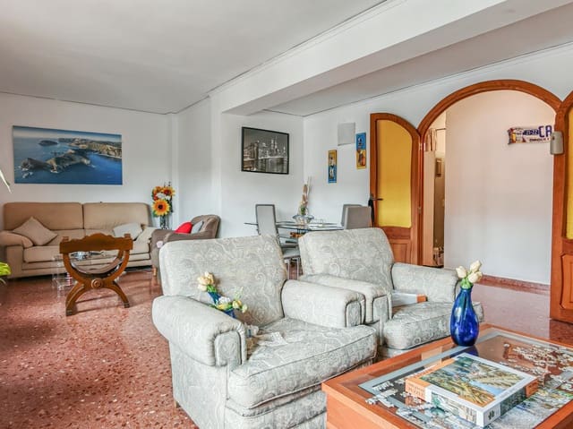 3 bedroom Flat for sale in Centro ciudad, Javea / Xàbia - € 239,000 (Ref: 9302815)