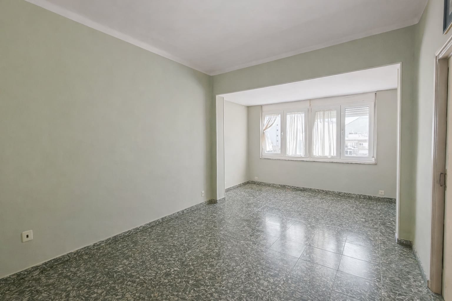 4 quarto Apartamento para venda em Denia - 295 000 € (Ref: 9500046)