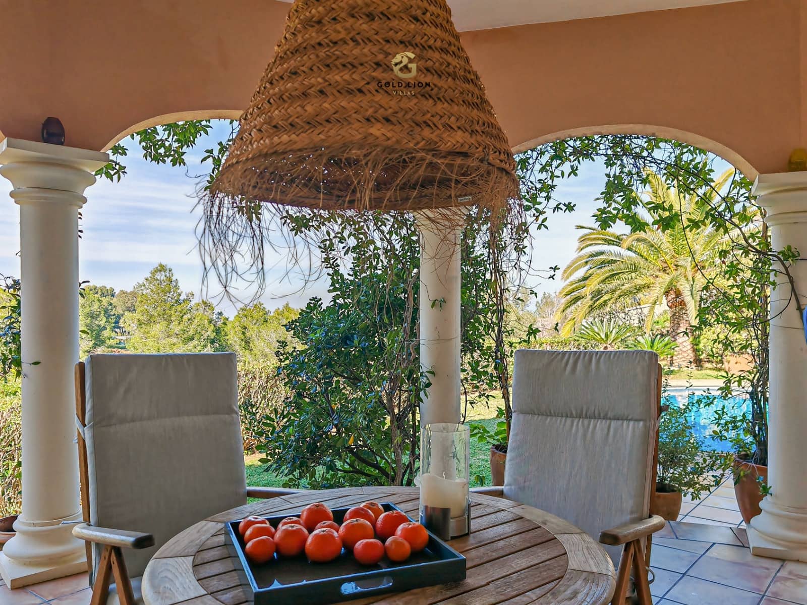 2 bedroom Villa for sale in Denia with pool garage - € 680,000 (Ref: 9517972)