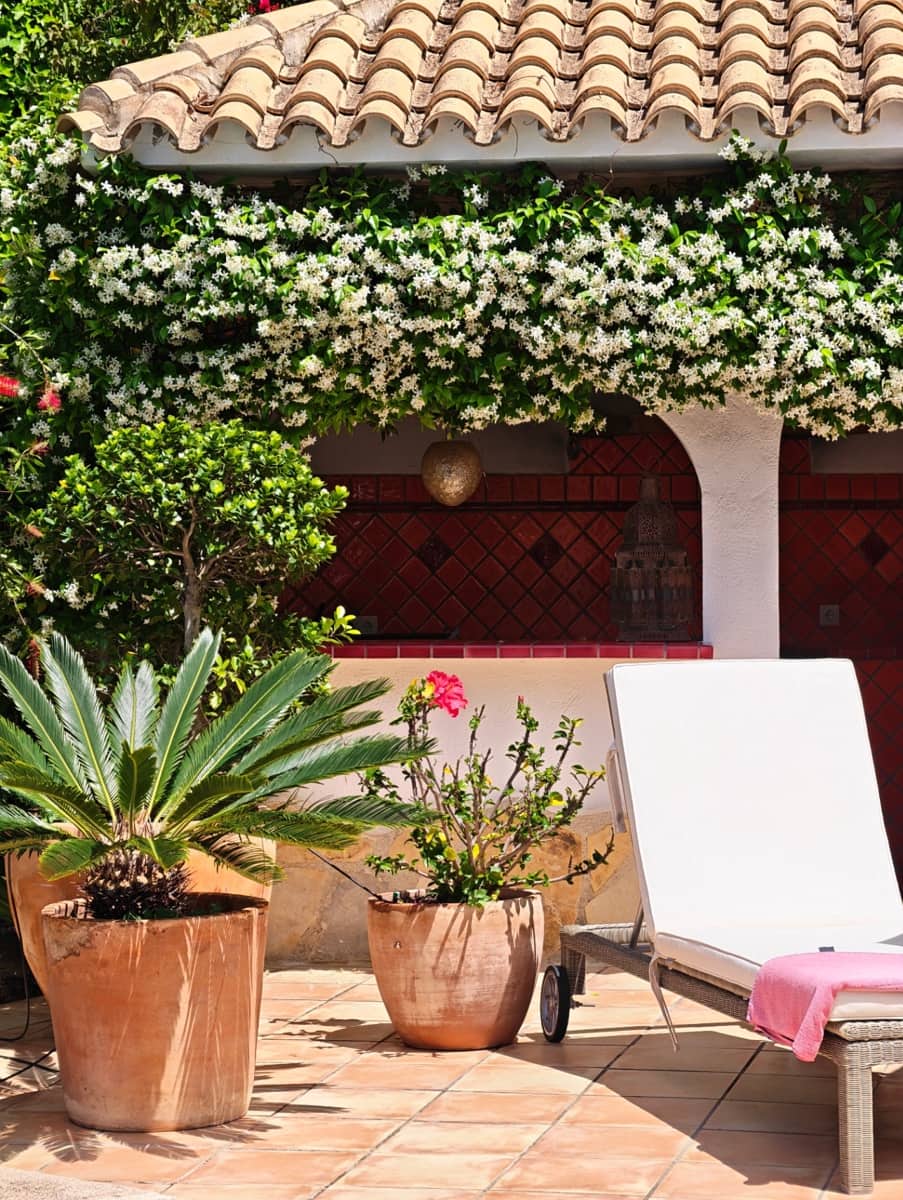 2 bedroom Villa for sale in Denia with pool garage - € 680,000 (Ref: 9517972)